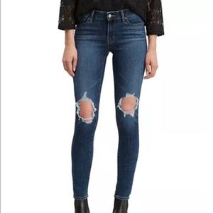 HP 🎉 NWT Levi’s 711 Destructed Mid Rise Skinny Jeans